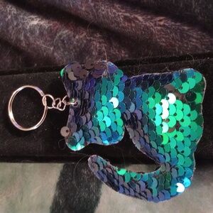 Cat bag / key chain sequin double sided green and black 5x3